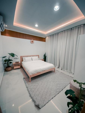 Cloud Home, Al Aqiq